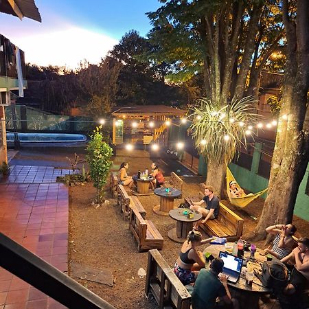Benteveo Hostel Iguazu Puerto Iguazú Buitenkant foto