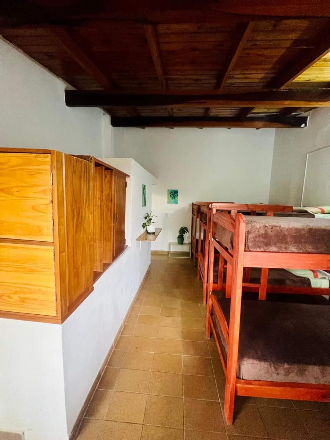 Benteveo Hostel Iguazu Puerto Iguazú Buitenkant foto